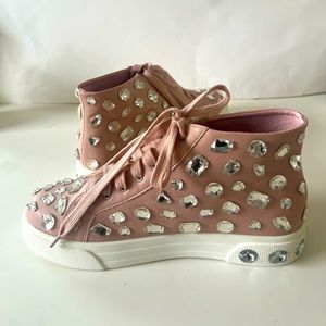 Cape Robin New Pink hi-top Sneakers Mirrored embellishments. Super cute, size 9.